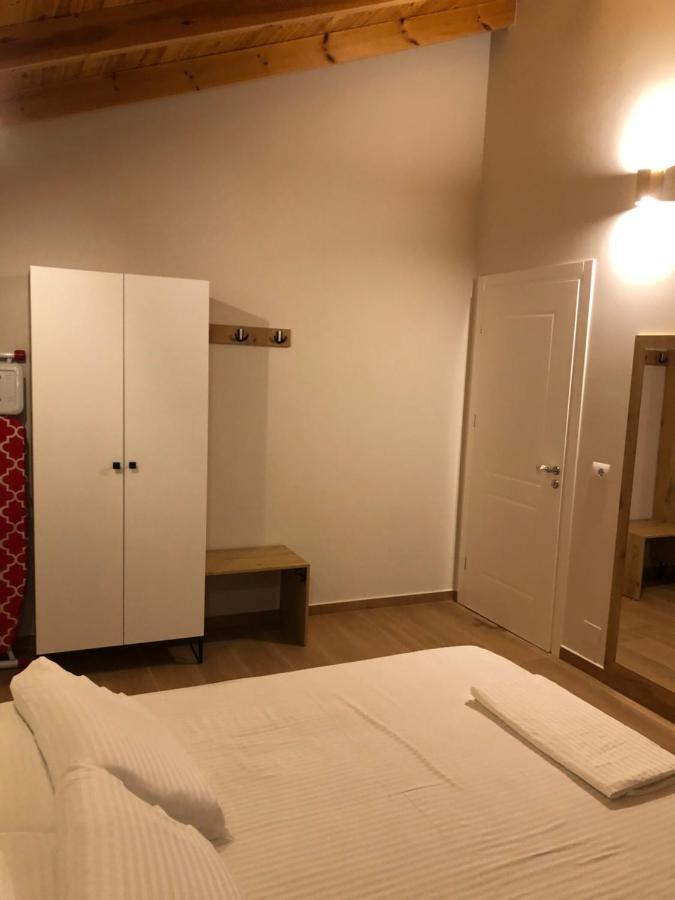 Amazing Familiar Apartments And Rooms Sarandë Eksteriør bilde