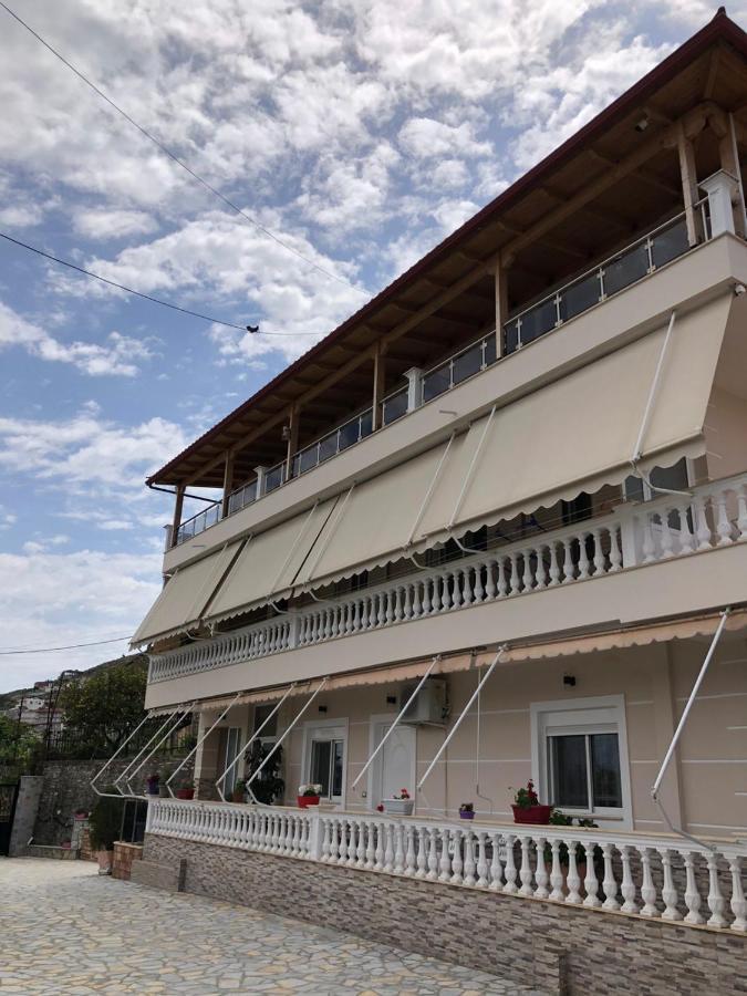Amazing Familiar Apartments And Rooms Sarandë Eksteriør bilde
