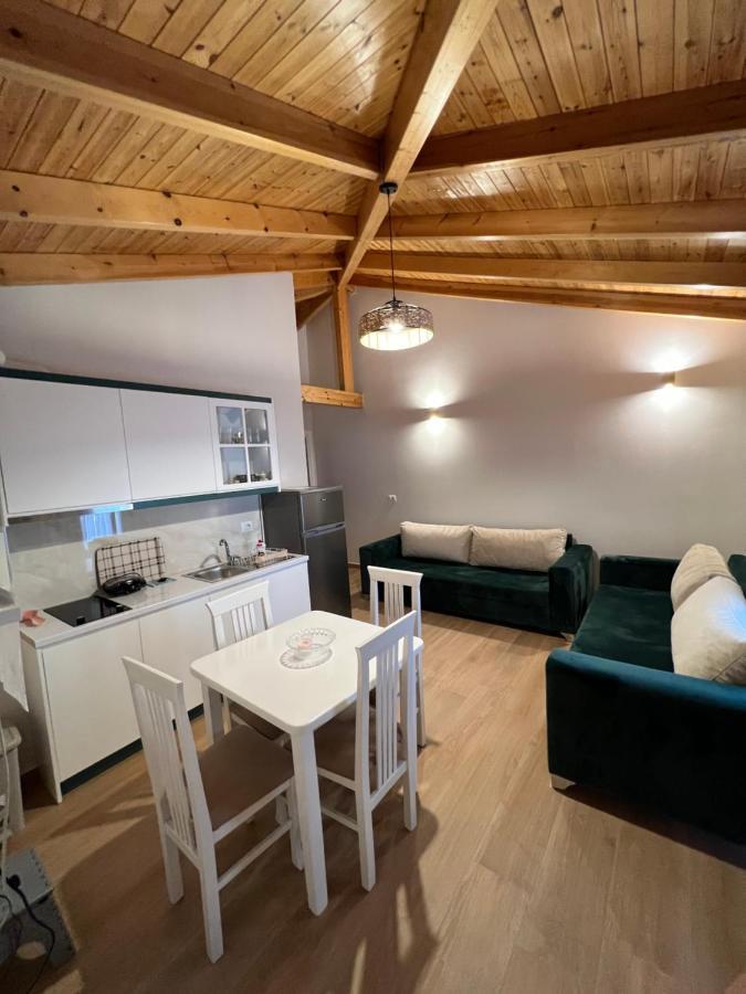 Amazing Familiar Apartments And Rooms Sarandë Eksteriør bilde