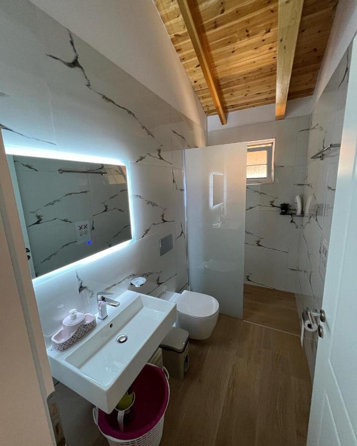 Amazing Familiar Apartments And Rooms Sarandë Eksteriør bilde