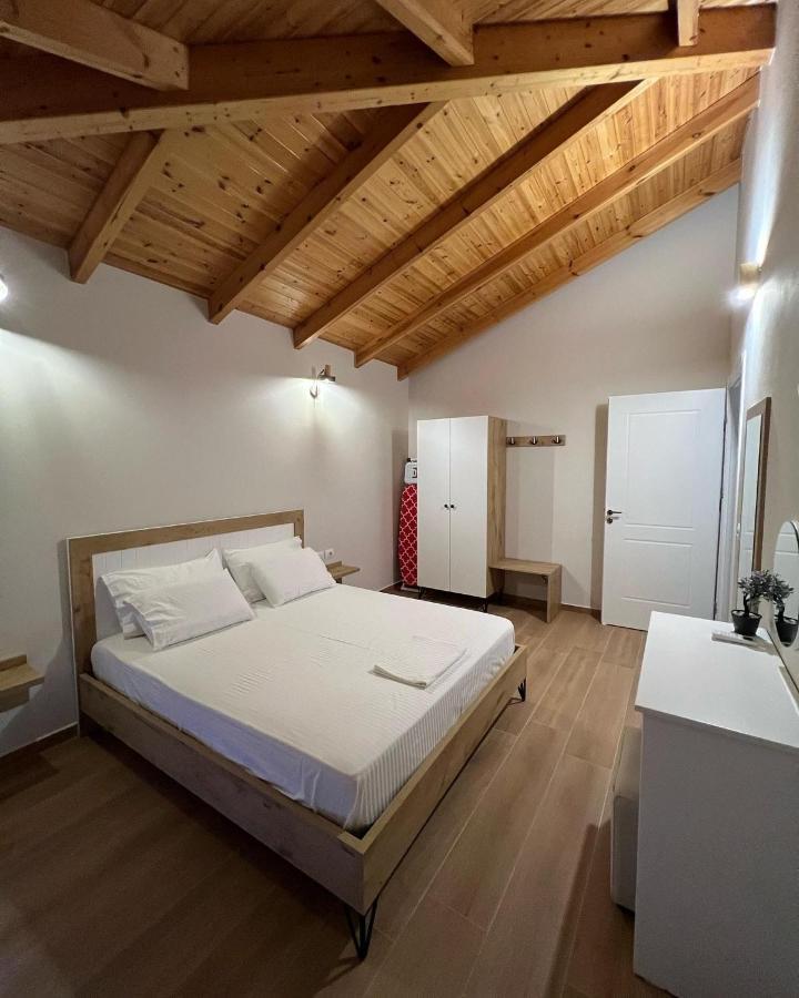 Amazing Familiar Apartments And Rooms Sarandë Eksteriør bilde
