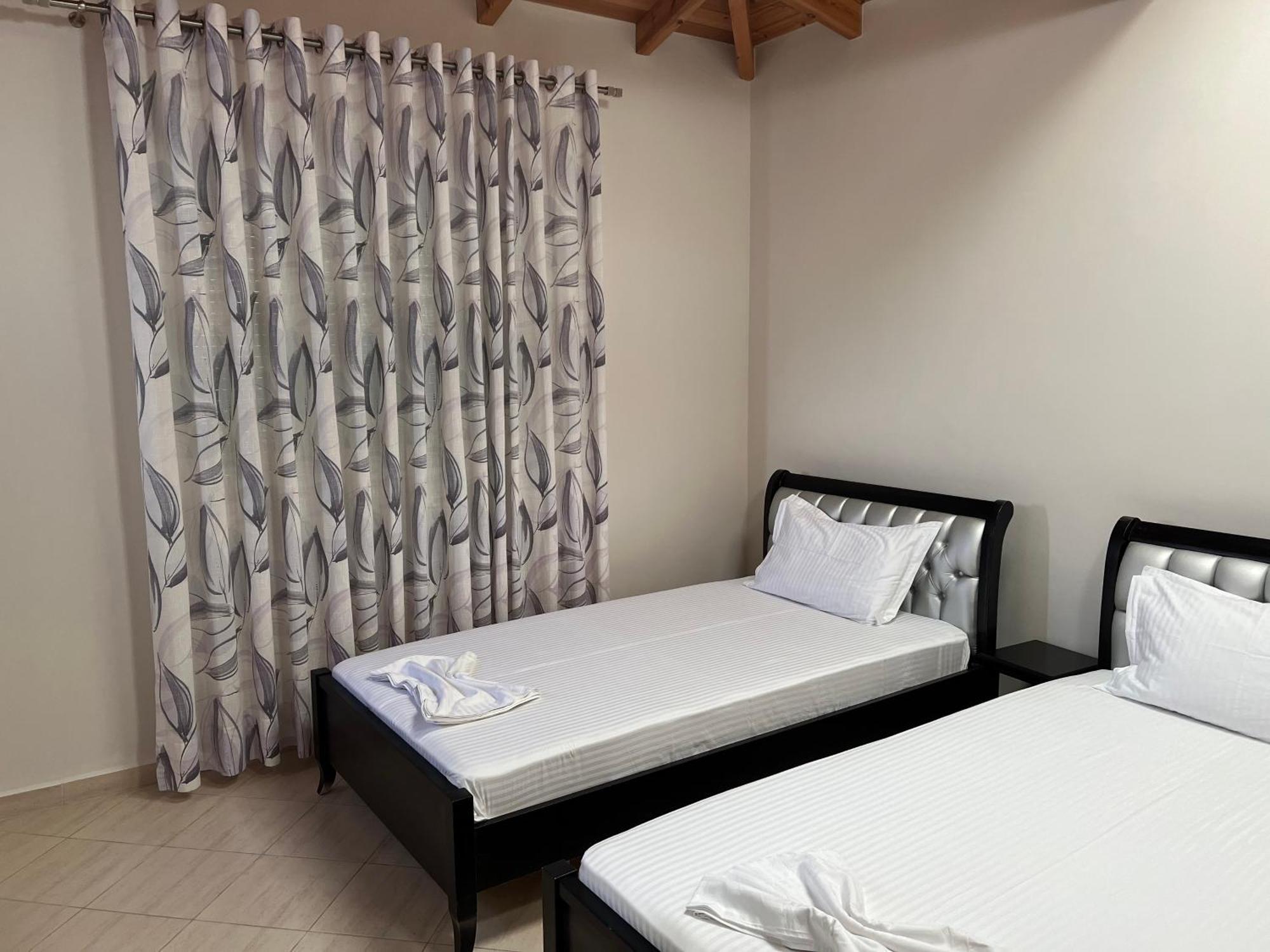Amazing Familiar Apartments And Rooms Sarandë Eksteriør bilde