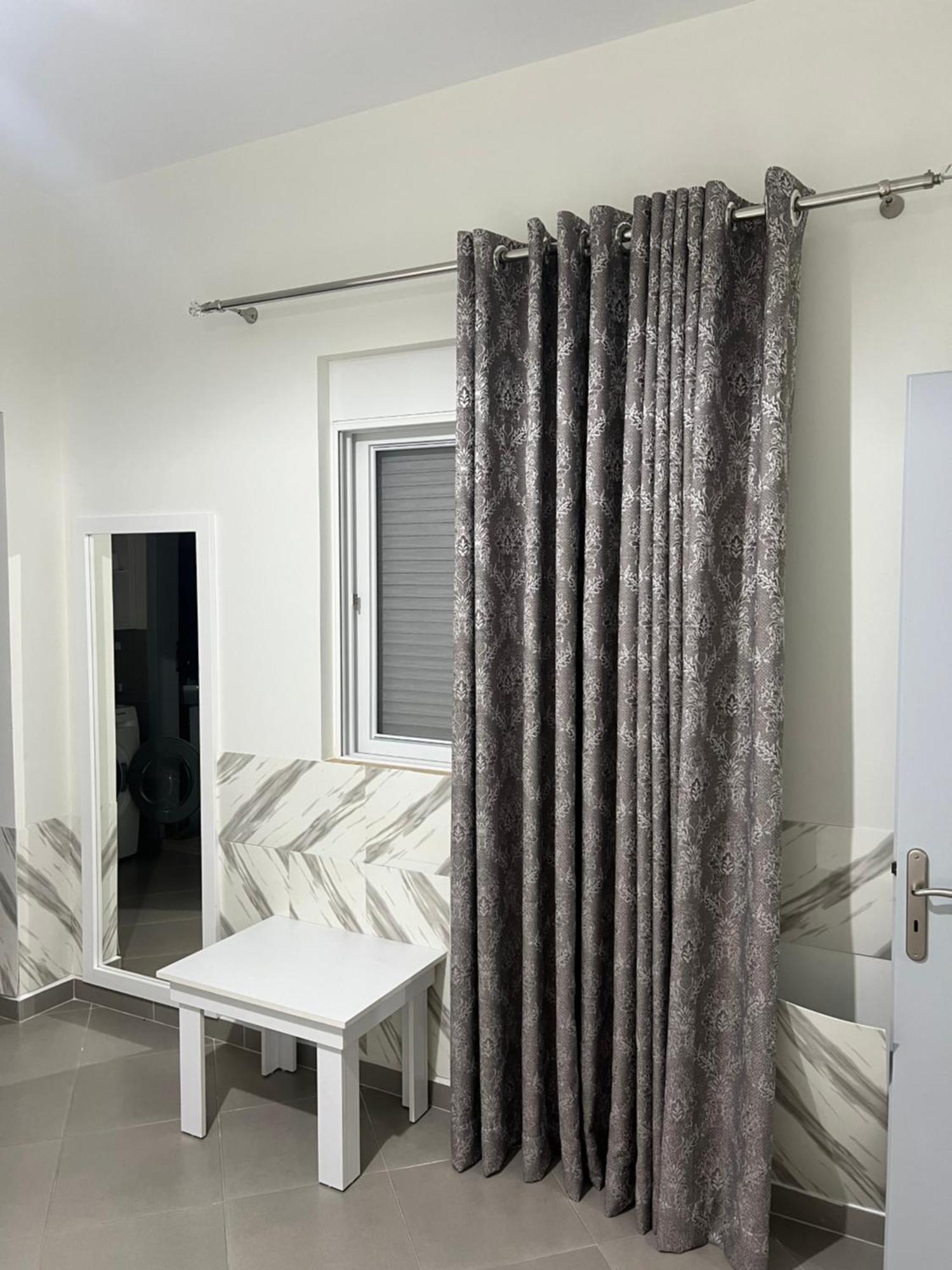 Amazing Familiar Apartments And Rooms Sarandë Eksteriør bilde