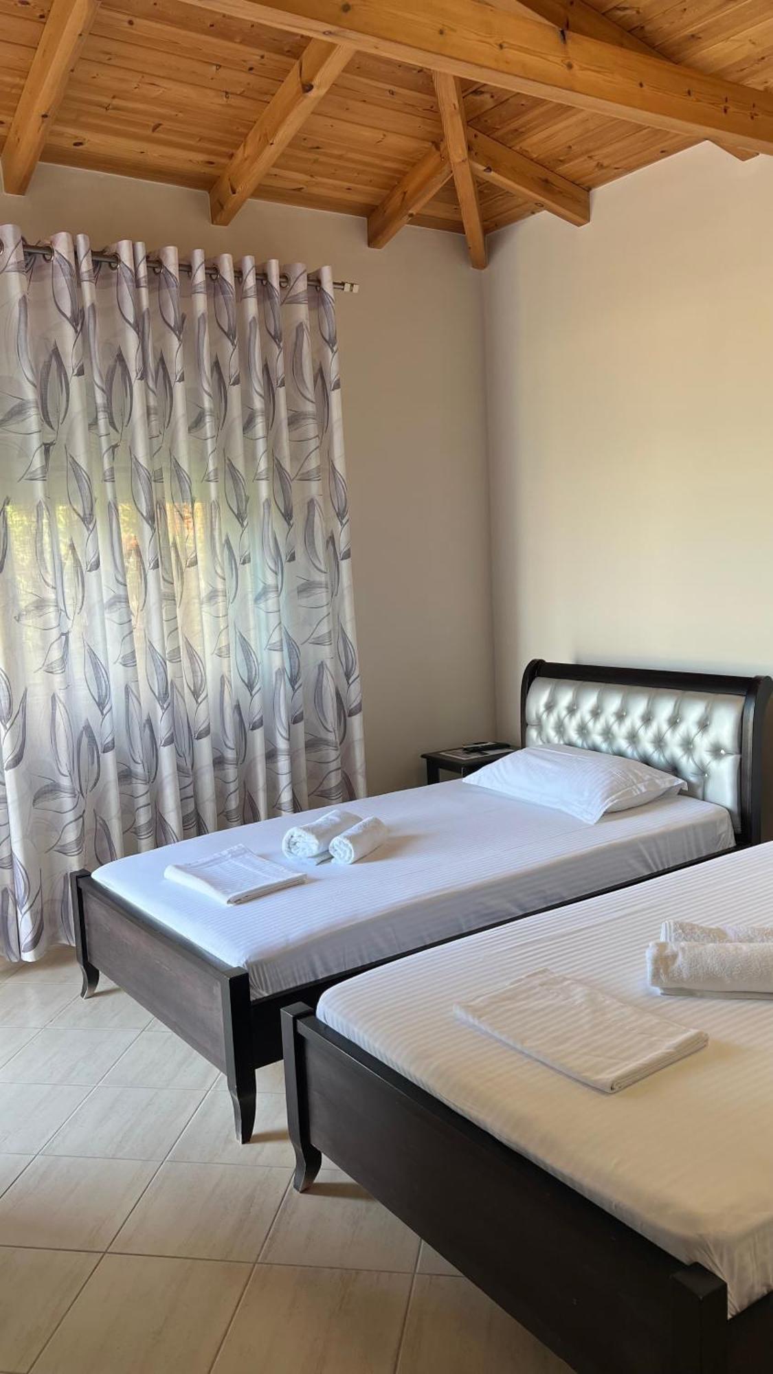 Amazing Familiar Apartments And Rooms Sarandë Eksteriør bilde